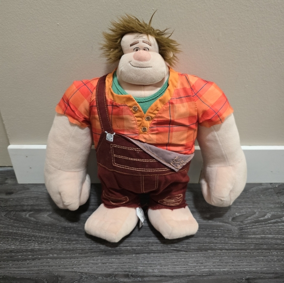 Disney Other - Disney Store Wreck it Ralph Plush